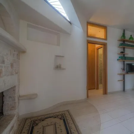 Feriehus Trullo Casa Surya *
